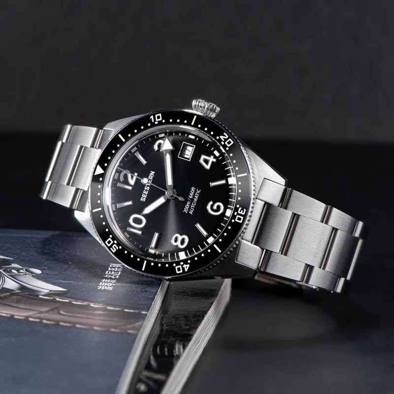 SEESTERN Taucheruhr für Herren, automatische mechanische Armbanduhren, Seagul ST2130-Uhrwerk, 20 bar wasserdicht, leuchtendes gewölbtes Glas