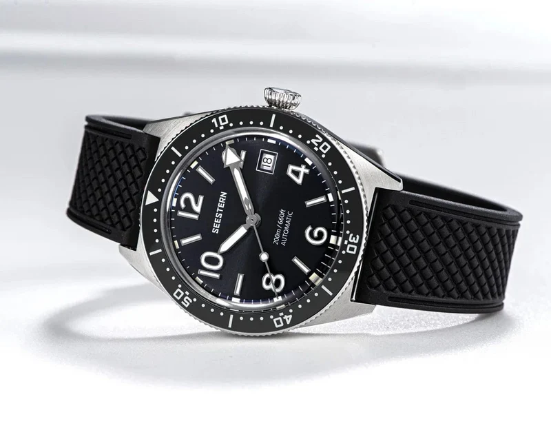 SEESTERN Taucheruhr für Herren, automatische mechanische Armbanduhren, Seagul ST2130-Uhrwerk, 20 bar wasserdicht, leuchtendes gewölbtes Glas