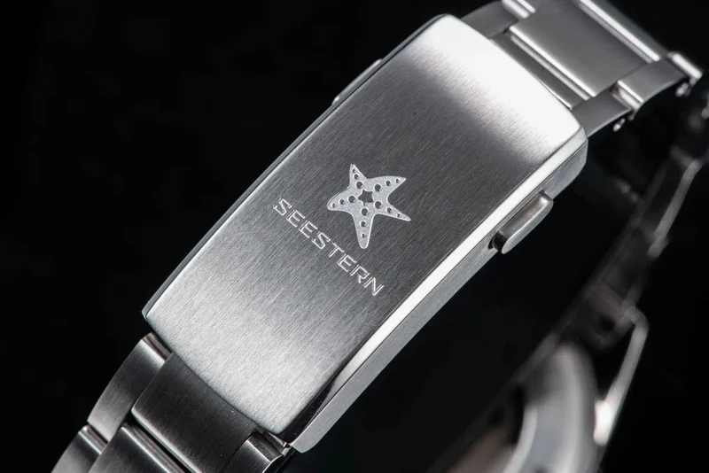 SEESTERN GMT-Uhr für Herren, Retro, NH34, Automatikwerk, mechanische Armbanduhr, gewölbtes Saphirglas, AR-Beschichtung, Micro-Faltschließe