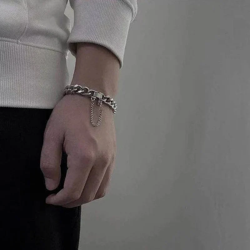 Kpop Edelstahl Metallketten Armbänder für Frauen Männer Punk Splitter Cuban Link Kette Armband Armband Klassische Charms Schmuck