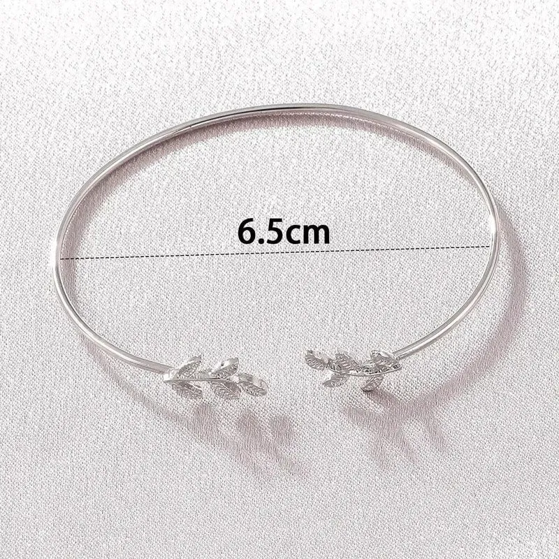 Luxus damen armband quarzuhr frauen uhr armband set weißes zifferblatt einfache leder luxus damen uhr
