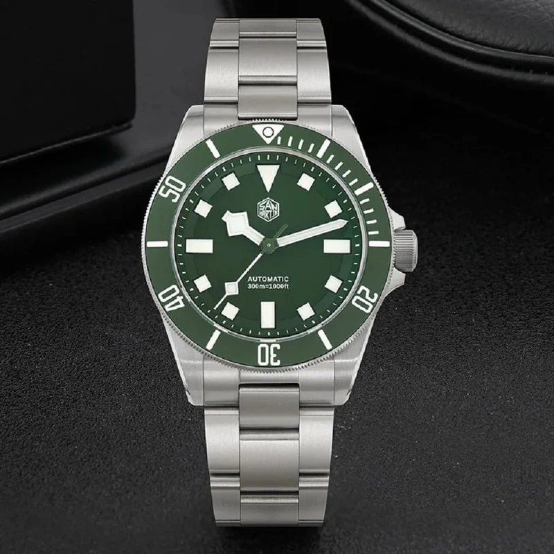 San Martin SN0121T Titan-Taucheruhr NH35 Automatikwerk Uhren Grade2 Titan 120 Click Wasserdicht 300m Armbanduhr