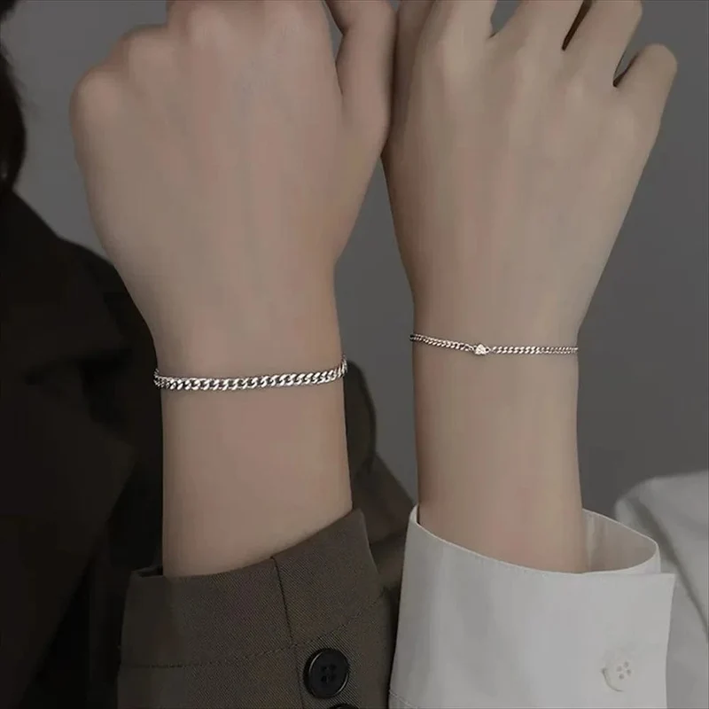 2-teiliges schlichtes, modisches Armband-Set aus Edelstahl für Paare, Unisex, Frauen und Männer, Liebhaber, Kristallherz, silbrige Kette, Armbänder, Schmuck
