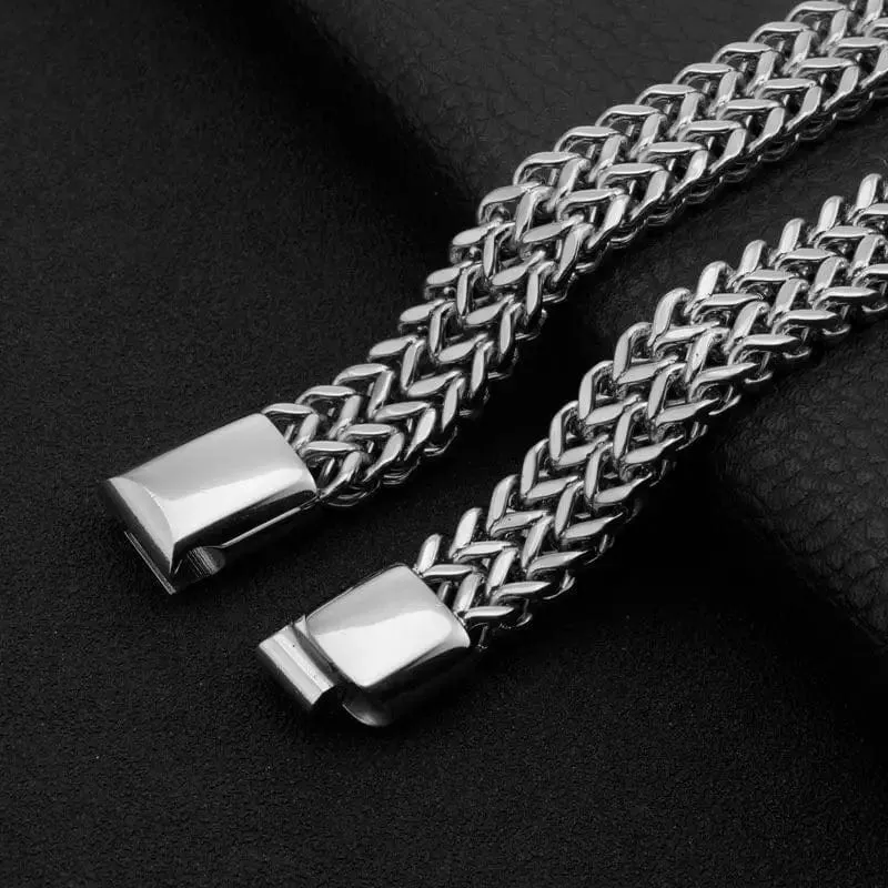 Geflochtenes zweireihiges Metallarmband aus Edelstahl, geeignet für Männer und Mädchen, personalisierter Hip-Hop-Rock-Party-Punk-Schmuck