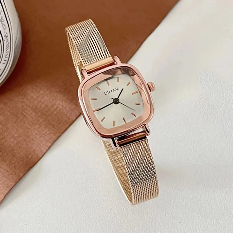 Modische Damen-Armbanduhr mit kleinem Zifferblatt und Quarzwerk