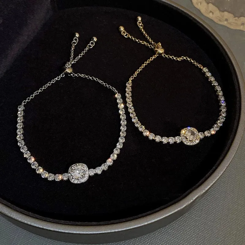 Voller Strasssteine, verstellbares 18 Karat vergoldetes Edelstahlarmband für Frauen 2022, neuer trendiger quadratischer Zirkon-Armbandschmuck