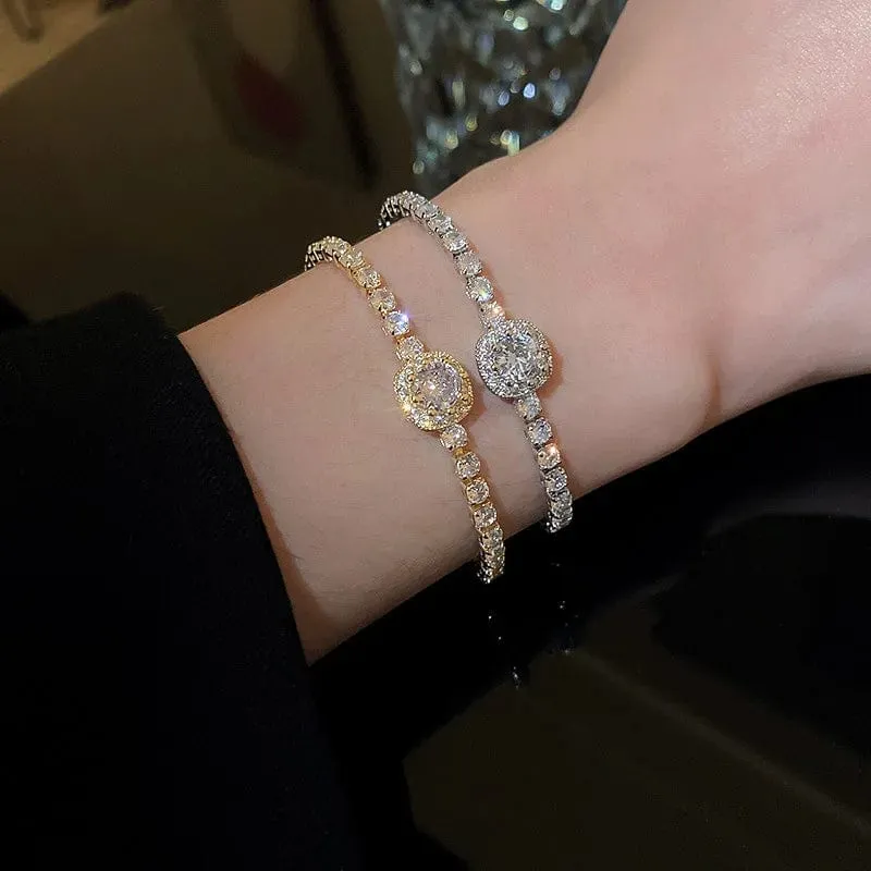 Voller Strasssteine, verstellbares 18 Karat vergoldetes Edelstahlarmband für Frauen 2022, neuer trendiger quadratischer Zirkon-Armbandschmuck