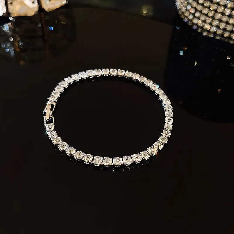 Voller Strasssteine, verstellbares 18 Karat vergoldetes Edelstahlarmband für Frauen 2022, neuer trendiger quadratischer Zirkon-Armbandschmuck