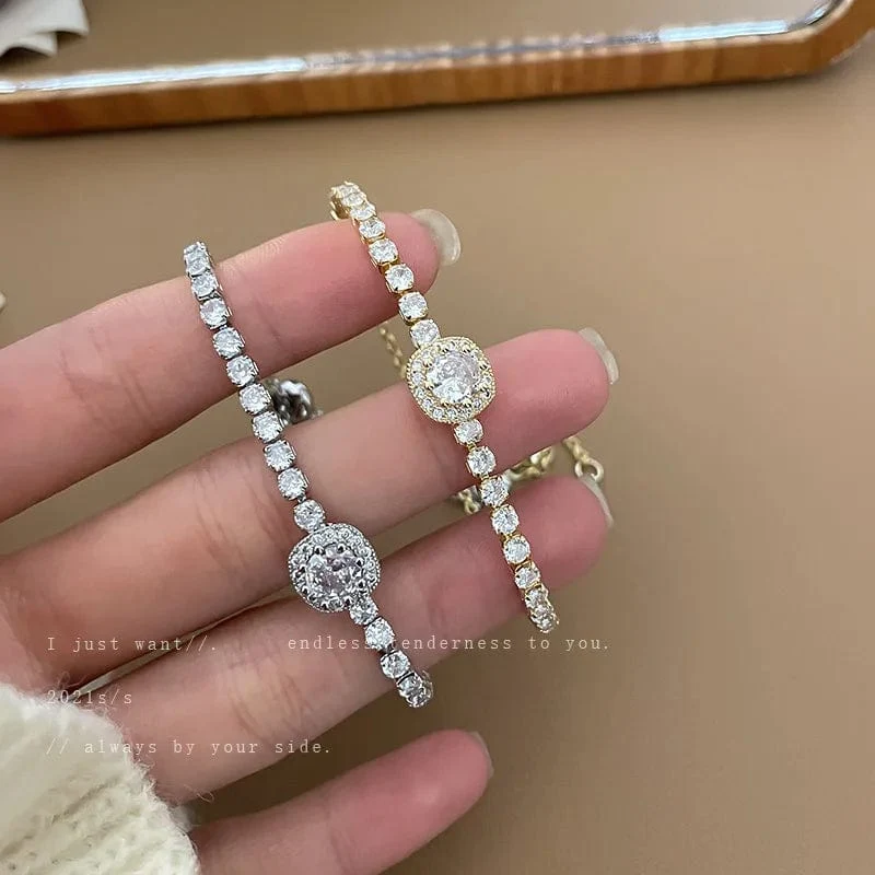 Voller Strasssteine, verstellbares 18 Karat vergoldetes Edelstahlarmband für Frauen 2022, neuer trendiger quadratischer Zirkon-Armbandschmuck