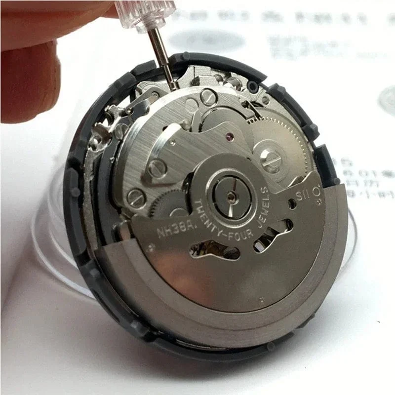 NH38 Bewegung Standard NH3 Serie Automatische Mechanische Uhr Movt Teile Vierundzwanzig Juwelen Nh38a Japan Importiert