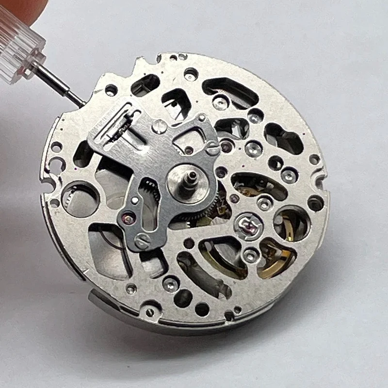 Japan Original NH70 NH70A Mechanisches Uhrwerk mit 24 Steinen, Skelett-Mechanismus-Modifikation, automatisches Uhrwerk ersetzen