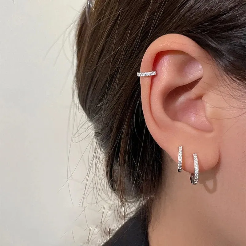 3er-Set schlichte, kleine Creolen aus Edelstahl mit Kristallen, zierlich, goldfarben, für Knorpelpiercings, minimalistischer Schmuck