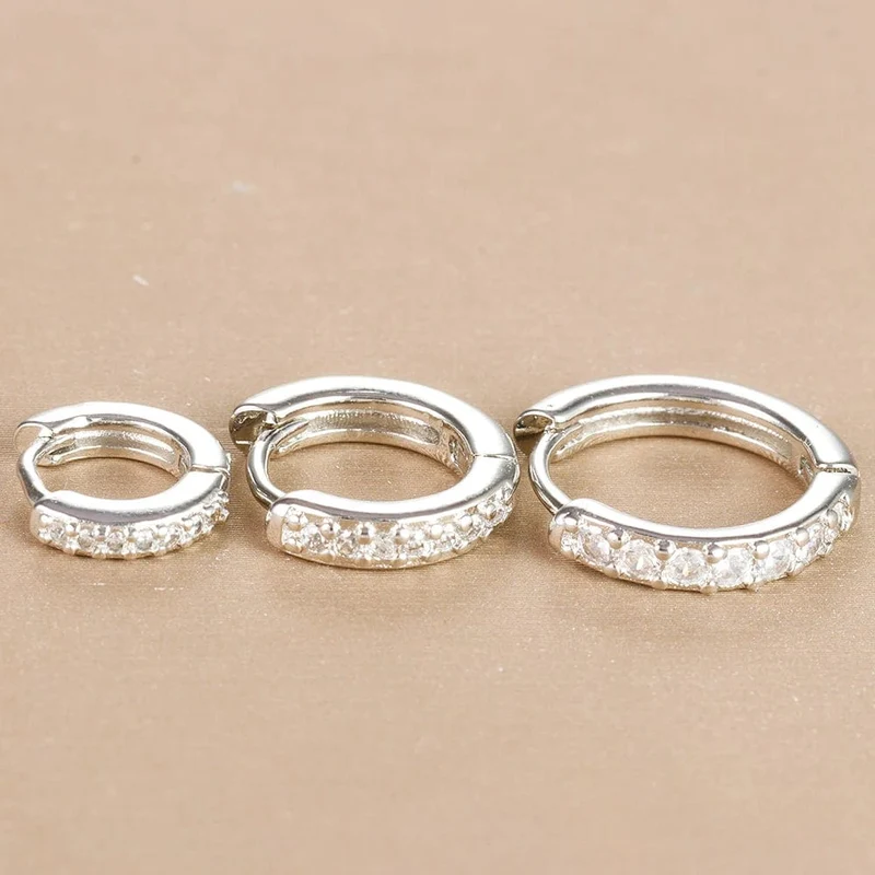 3er-Set schlichte, kleine Creolen aus Edelstahl mit Kristallen, zierlich, goldfarben, für Knorpelpiercings, minimalistischer Schmuck