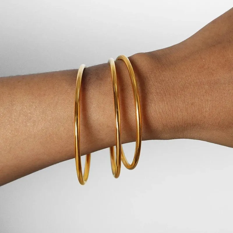 Farbechter Armreif aus Edelstahl für Frauen, nicht verblassend, rund, minimalistisch, Damen-Armbänder, Luxusschmuck für Frauen