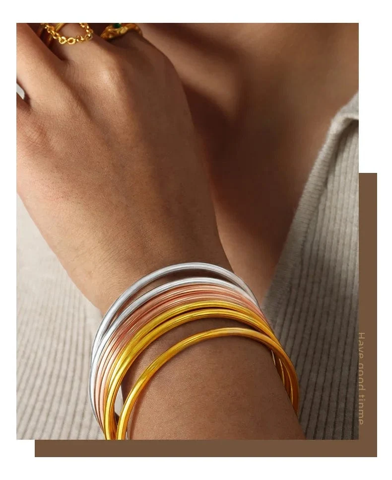 Farbechter Armreif aus Edelstahl für Frauen, nicht verblassend, rund, minimalistisch, Damen-Armbänder, Luxusschmuck für Frauen