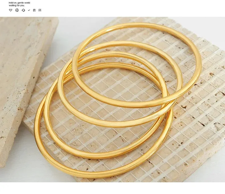 Farbechter Armreif aus Edelstahl für Frauen, nicht verblassend, rund, minimalistisch, Damen-Armbänder, Luxusschmuck für Frauen