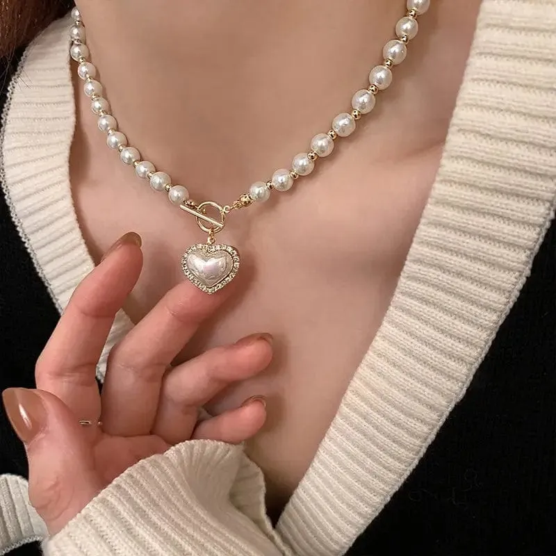 Elegante Perlenkette für Frauen Herz-Anhänger Halsketten Luxus Nachahmung Perlen Kette Halsketten koreanischen Schmuck Mädchen Geschenke
