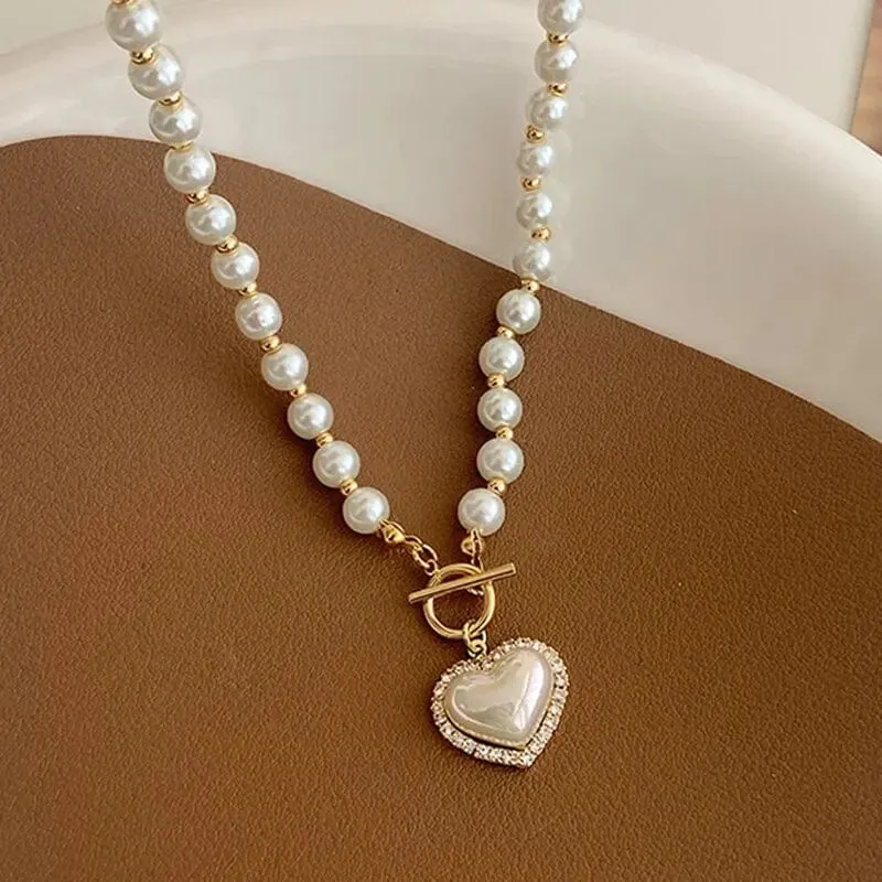 Elegante Perlenkette für Frauen Herz-Anhänger Halsketten Luxus Nachahmung Perlen Kette Halsketten koreanischen Schmuck Mädchen Geschenke