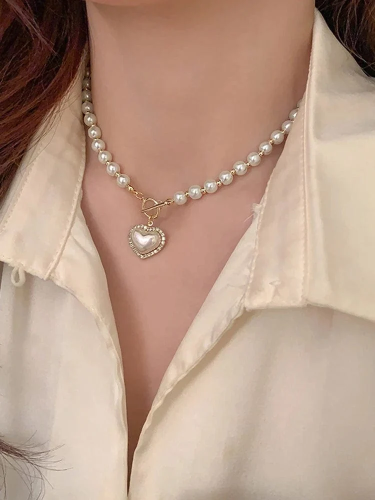 Elegante Perlenkette für Frauen Herz-Anhänger Halsketten Luxus Nachahmung Perlen Kette Halsketten koreanischen Schmuck Mädchen Geschenke