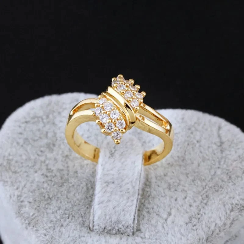 100% 14 K Gold Diamant Charm Lady Ringe für Frauen Böhmen Engagement Unregelmäßigen Aros Mujer Oreja 14 K Gold Schmuck