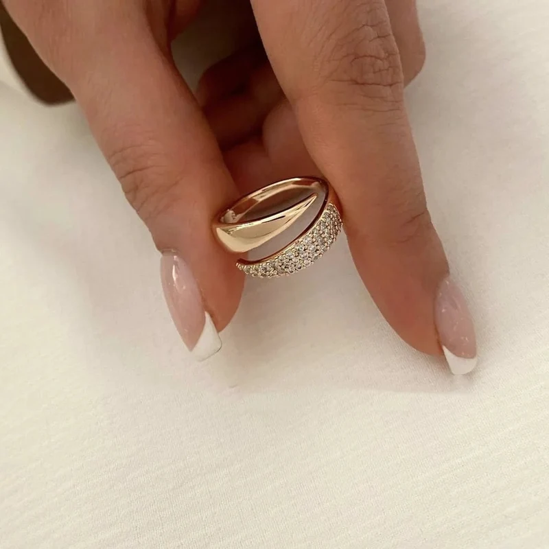 2024 Neu Edelstahl 18 K vergoldet Sonnenringe für Frauen Naturstein eingelegt in hohlen Metalltexturring Trendy Schmuck