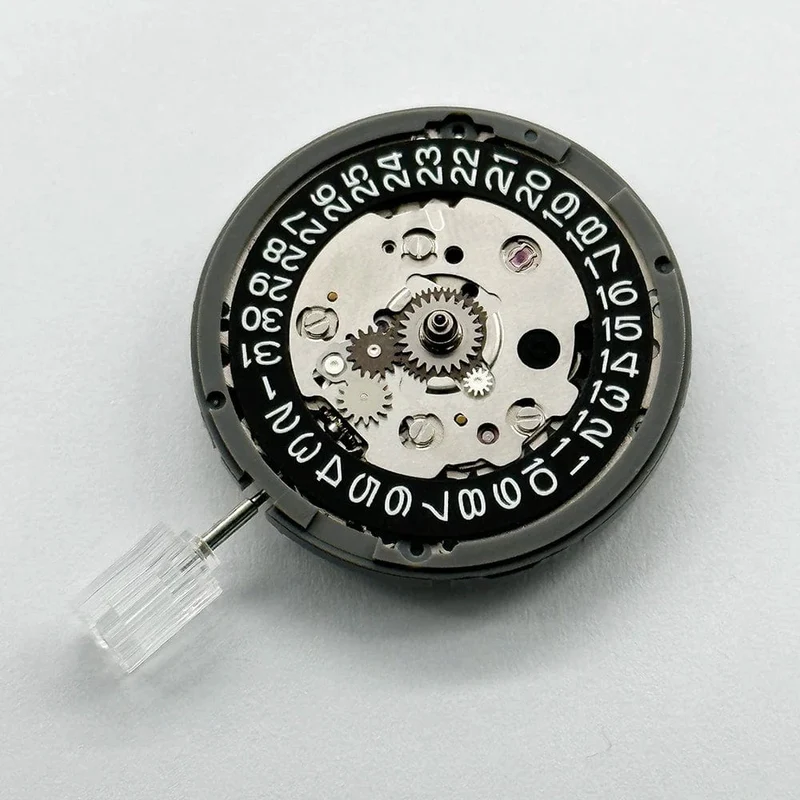 GMT NH34 Automatisches mechanisches Uhrwerk, schwarzes 3H-Datumsrad, hohe Genauigkeit, 24 Steine, NH34A 4R34, 24-Stunden-Zeiger, GMT-Funktion