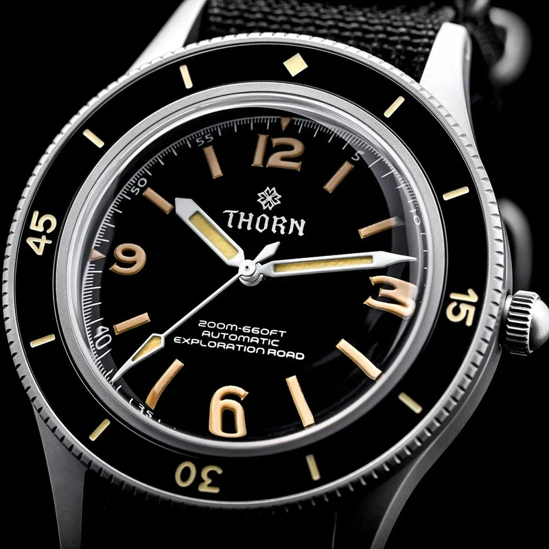 THORN 50-Fathoms Uhr Männer 40MM Vintage NH35 Bewegung Automatische K9 Mineral Kristall TR900 C3 Leuchtende Barracuda 200M Wasserdicht