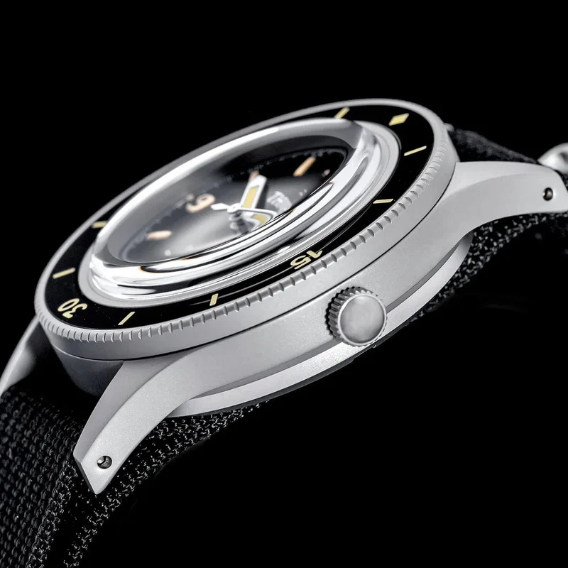 THORN 50-Fathoms Uhr Männer 40MM Vintage NH35 Bewegung Automatische K9 Mineral Kristall TR900 C3 Leuchtende Barracuda 200M Wasserdicht