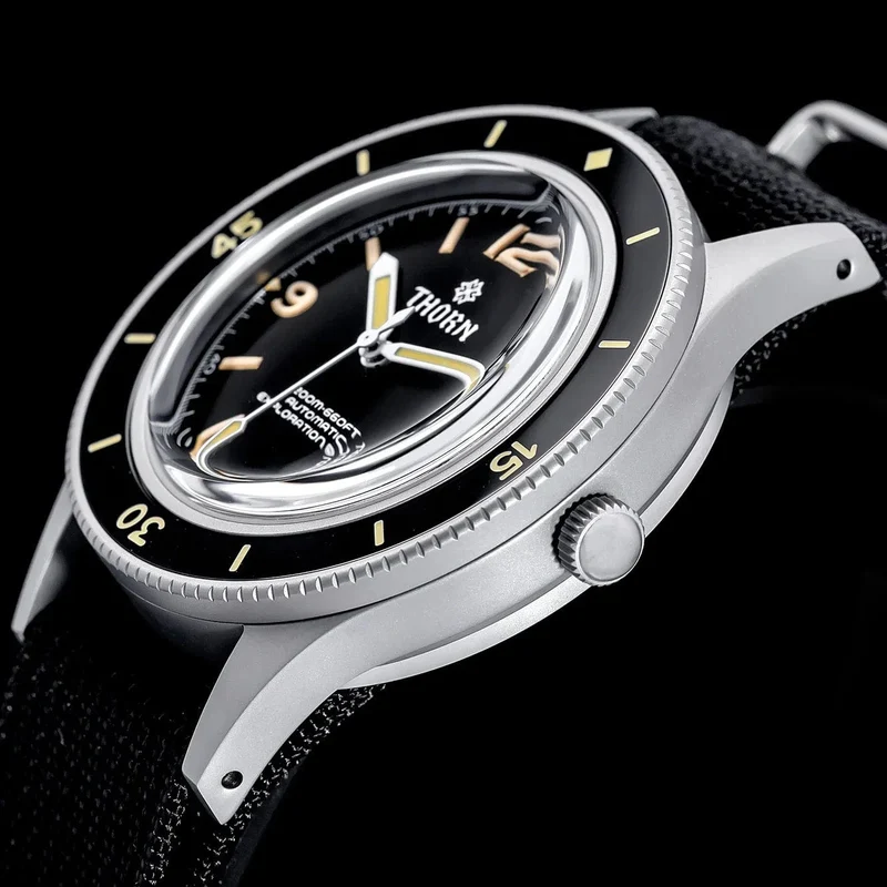 THORN 50-Fathoms Uhr Männer 40MM Vintage NH35 Bewegung Automatische K9 Mineral Kristall TR900 C3 Leuchtende Barracuda 200M Wasserdicht