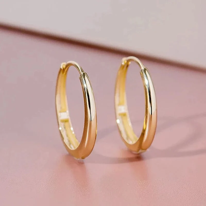 Huitan Vielseitige Gold Farbe Hoop Ohrringe Weibliche Täglichen Party Schmuck Matel Stil Einfache Design Zubehör für Frauen Großhandel