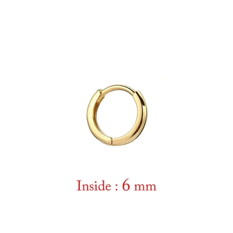 Einzelne minimale, goldfarbene, winzige Knorpel-Creolen, glänzende Ohrringe, Piercing-Accessoire, trendige kleine Huggie-Creolen für Frauen für Männer