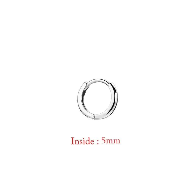 Einzelne minimale, goldfarbene, winzige Knorpel-Creolen, glänzende Ohrringe, Piercing-Accessoire, trendige kleine Huggie-Creolen für Frauen für Männer