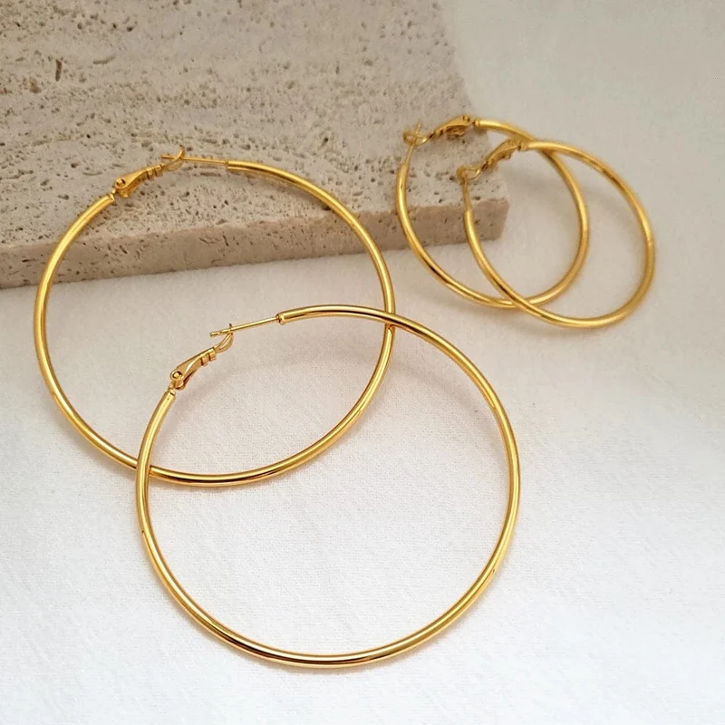 Creolen aus Gold, 24 Karat Gelbgold plattiert, rund, großer Kreis, Piercing-Ohrring-Set für Frauen, 30/40/50/60 mm, glatter Ohrmanschettenschmuck