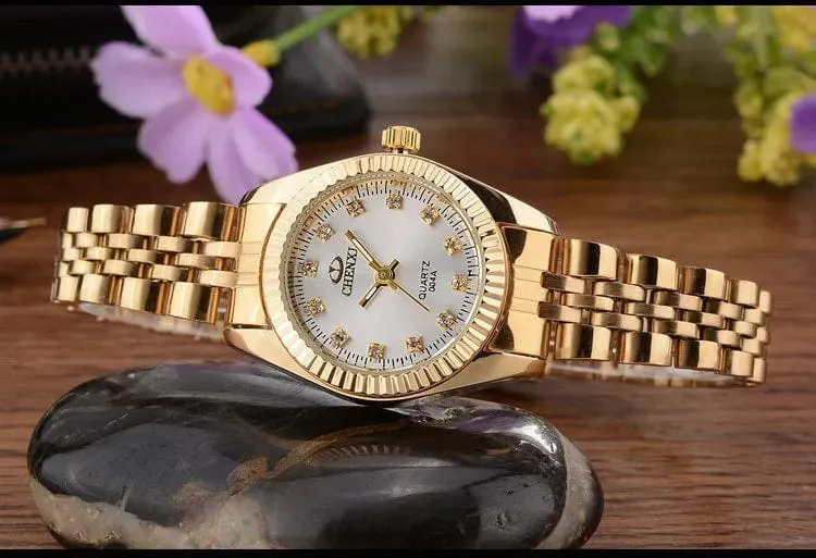 CHENXI Marke Top Luxus Damen Goldene Uhr für Frauen Uhr Weibliche frauen Kleid Strass Quarz Wasserdichte Armbanduhren