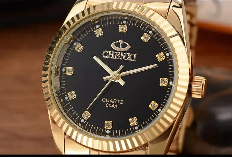 CHENXI Marke Top Luxus Damen Goldene Uhr für Frauen Uhr Weibliche frauen Kleid Strass Quarz Wasserdichte Armbanduhren