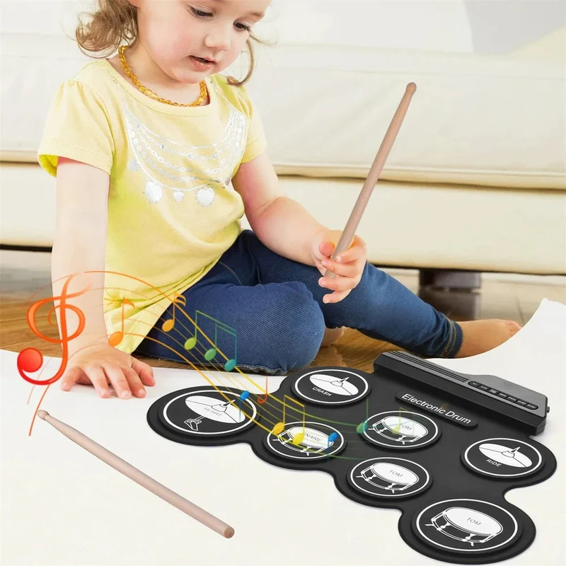 2022 Neues faltbares Silikon-Handroll-USB-Elektroniktrommel-Tragbares Übungstrommel-Pad-Kit mit Drumsticks-Sustain-Pedal