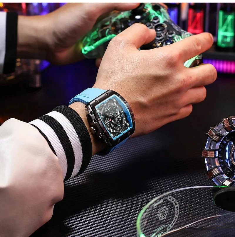 CURREN Top-Marke Herrenuhren Luxus Quadratische Quarzarmbanduhr Wasserdicht Leuchtende Chronographenuhr für Männer Datumsuhr