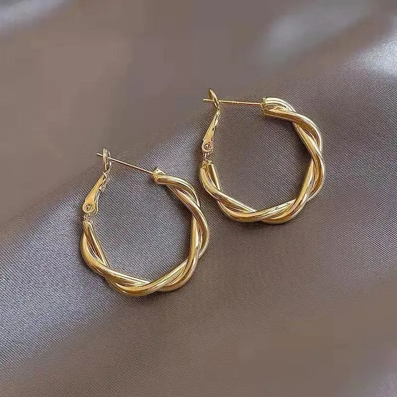 Neue Kreis Schnur Wendungen Hoop Ohrring für Frauen Einfache Temperament Übertreibung Gold Farbe Metall Ohr Schmuck Geschenk Aros