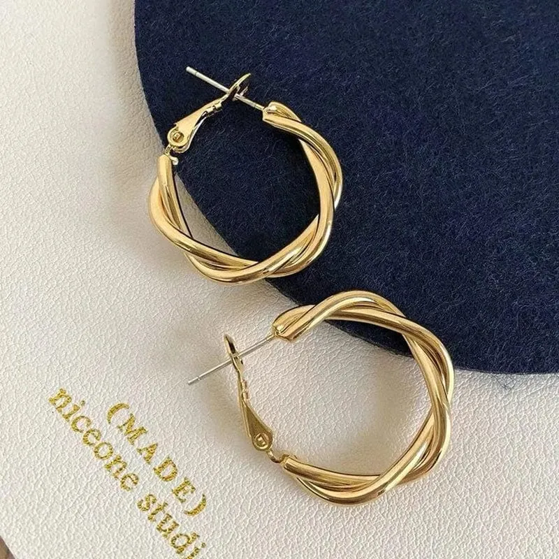 Neue Kreis Schnur Wendungen Hoop Ohrring für Frauen Einfache Temperament Übertreibung Gold Farbe Metall Ohr Schmuck Geschenk Aros