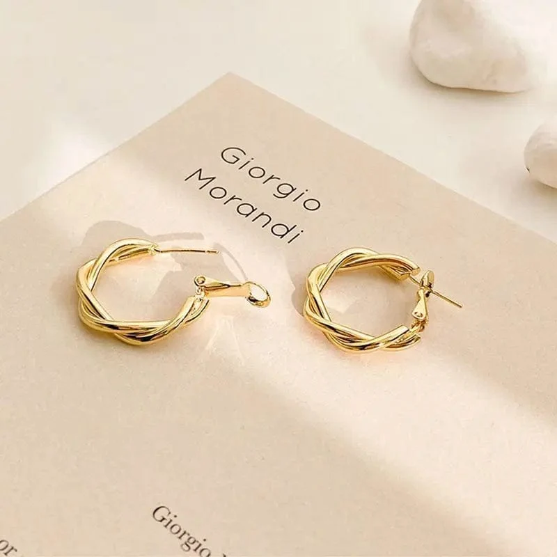 Neue Kreis Schnur Wendungen Hoop Ohrring für Frauen Einfache Temperament Übertreibung Gold Farbe Metall Ohr Schmuck Geschenk Aros