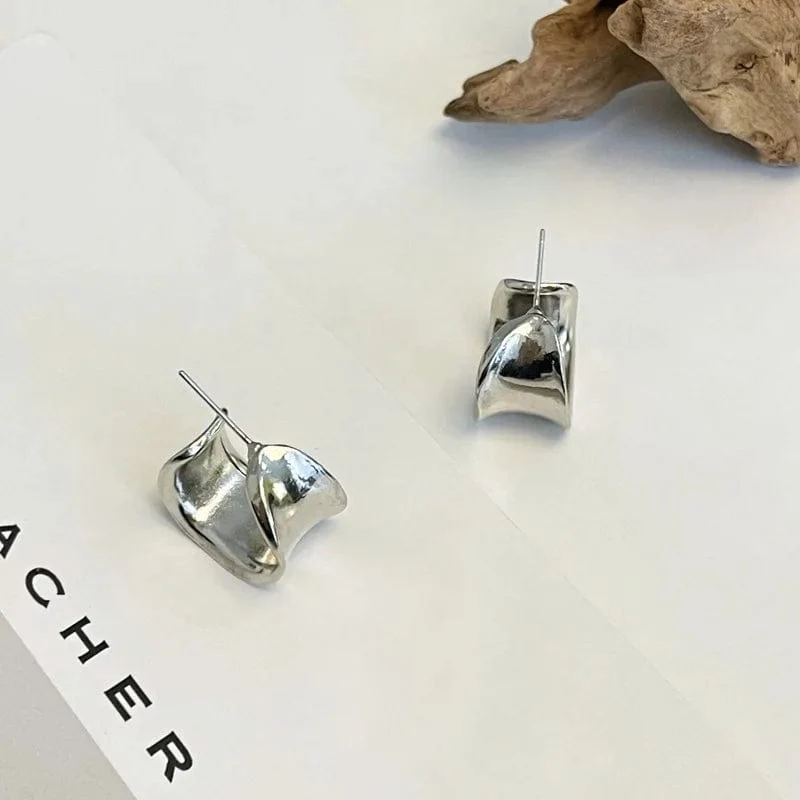 Adolph Trendy Metall Geometrie Hoop Ohrring Mode Neue Design Unregelmäßige Minimalistischen Ohrringe für Frauen Mode Schmuck Geschenk 2023