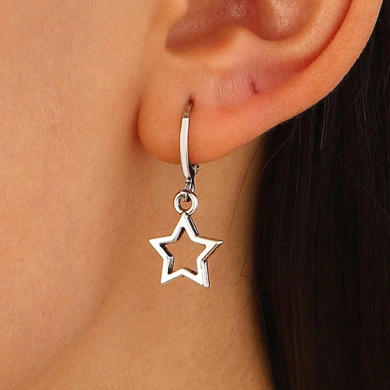 Neue kreative Stern Creolen Mode einfache Ohrringe Geschenke für Frauen süße Mini Little Star 20S Urlaub Schmuck