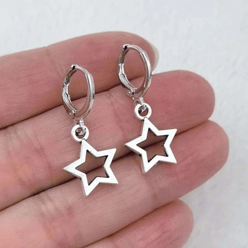 Neue kreative Stern Creolen Mode einfache Ohrringe Geschenke für Frauen süße Mini Little Star 20S Urlaub Schmuck