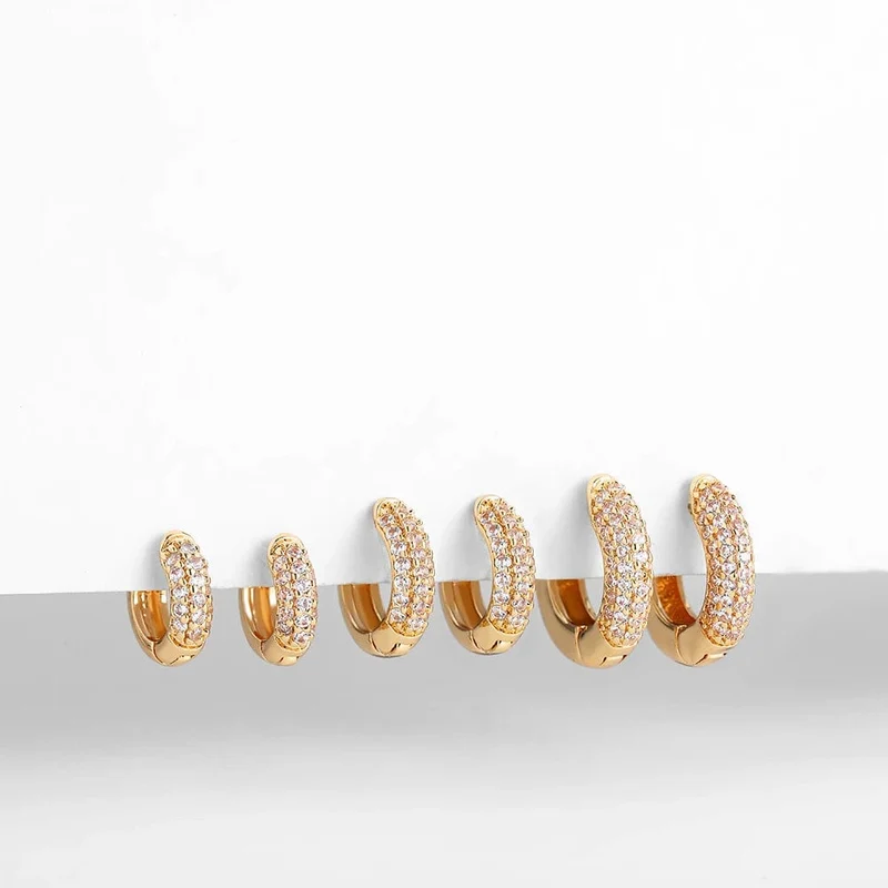 Neue vergoldete Huggie-Ohrringe mit CZ-Zirkon, dünne Ohrreifen, Knorpelohrring für Frauen, runder, minimaler Ohrring-Piercingschmuck