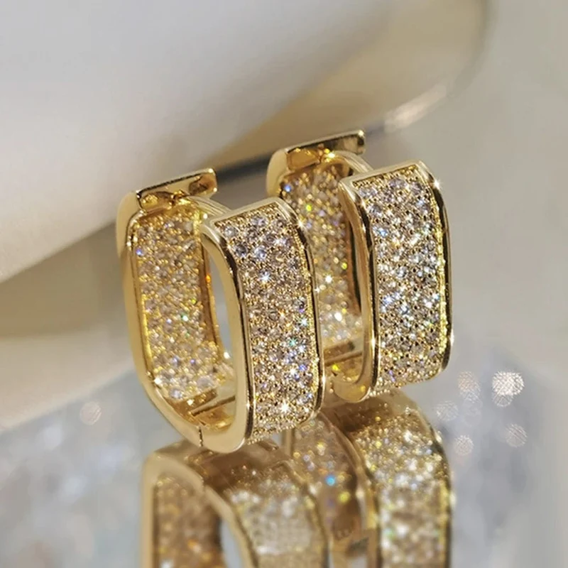 Huitan Korean Fashion Gepflasterte CZ Creolen für Frauen Metall Silber Farbe/Gold Farbe Einfache Vielseitige Mädchen Ohrringe Heißer Schmuck
