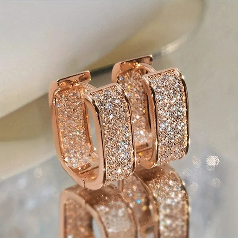 Huitan Korean Fashion Gepflasterte CZ Creolen für Frauen Metall Silber Farbe/Gold Farbe Einfache Vielseitige Mädchen Ohrringe Heißer Schmuck
