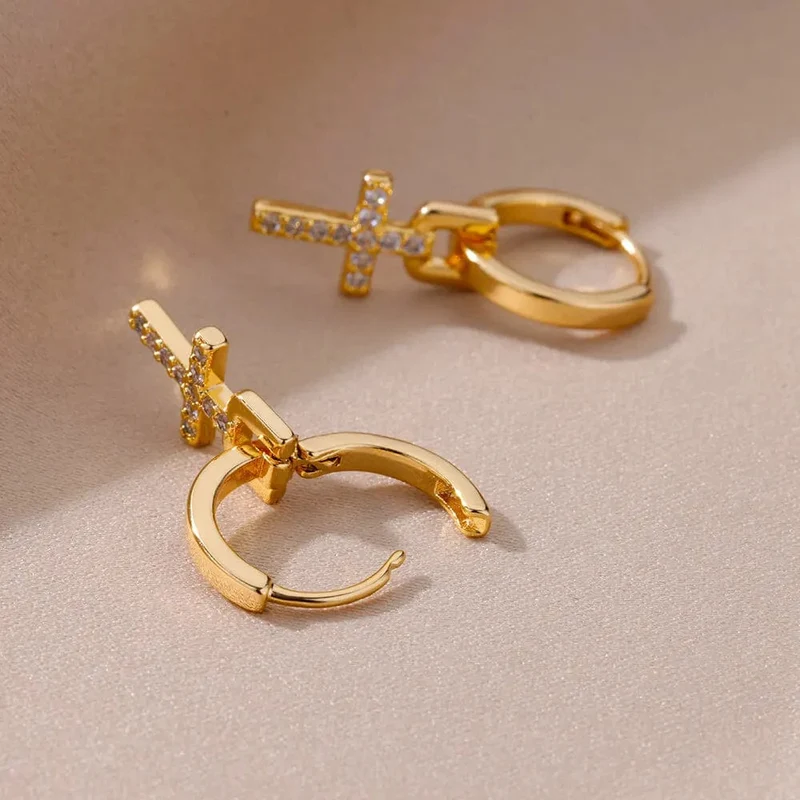 Herz Edelstahl Ohrringe für Frauen Zirkon Gold Farbe Hoop Ohrring Ästhetischen Wasserdicht Ohr Piercing Schmuck Zubehör