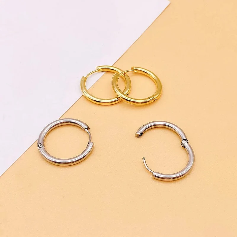 2022 neue Einfache Edelstahl Kleine Creolen für Frauen Männer Knorpel Ohr Piercing Schmuck Pendientes Hombre Mujer