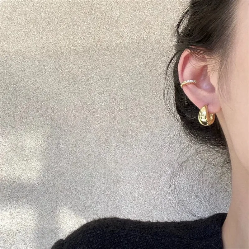 Modische, runde Creolen aus glattem Edelstahl für Damen und Mädchen – Statement-Ohrringe im Punk-Stil