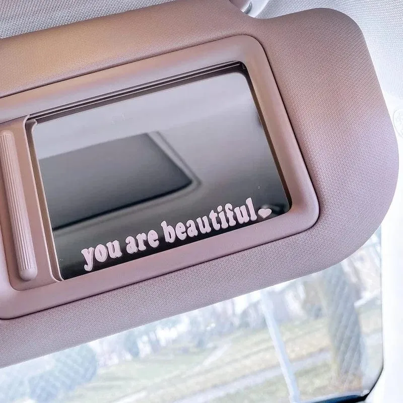 Der Text Autoaufkleber „You Are Beautiful“ Innendekoration Rückspiegel Modeaufkleber Kreative Sport PVC Vinyl Aufkleber